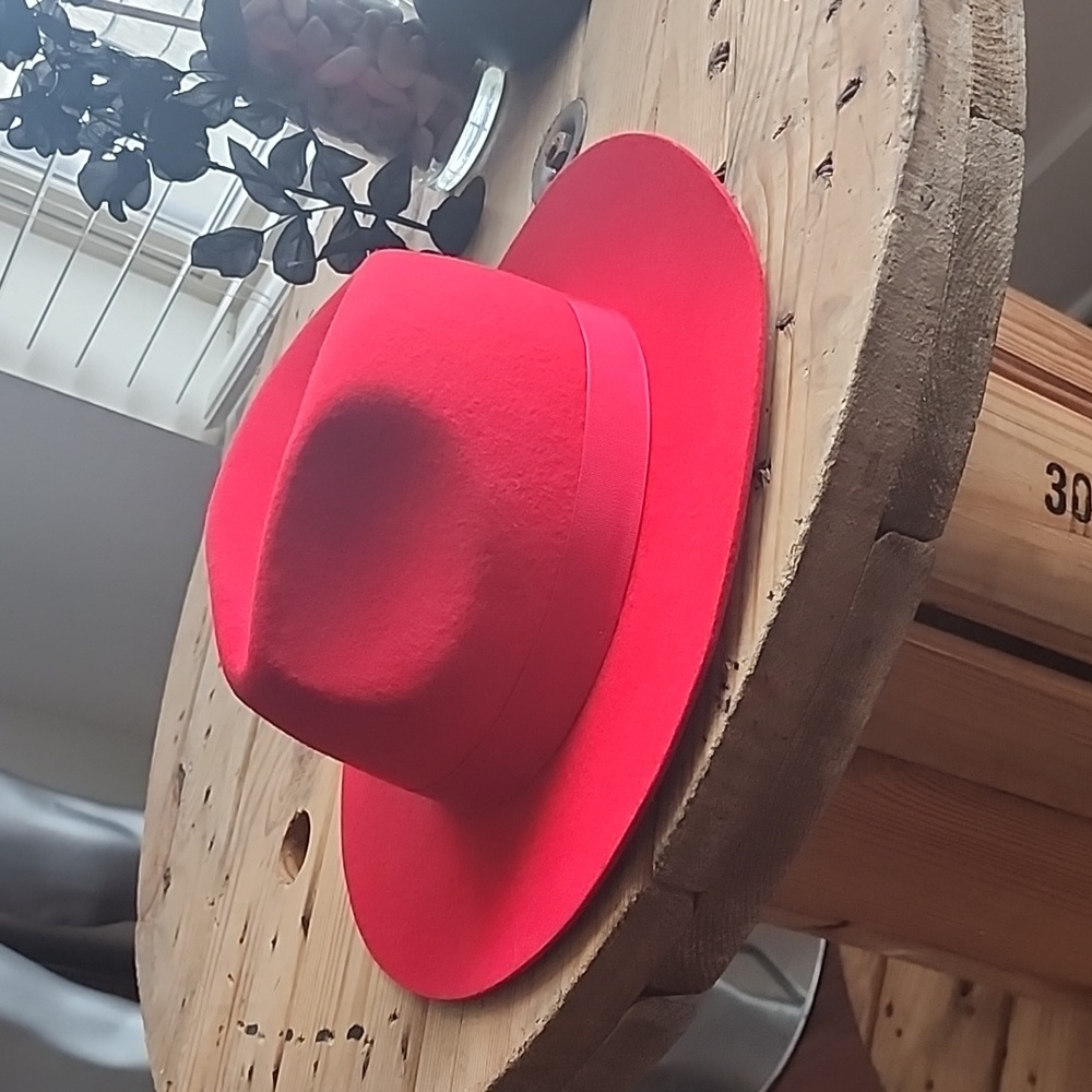 Lack of Color Scarlett Red Fedora